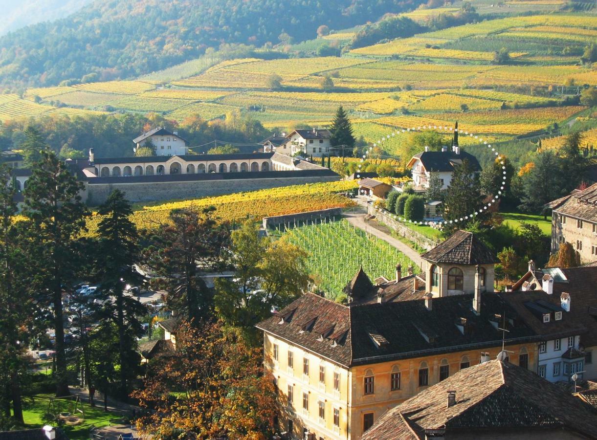 Gaestehaus Anna Caldaro Luaran gambar